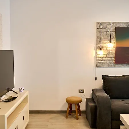 Silverbay - Pool And *