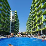 Lägenhet Silverbay - Pool And Năvodari
