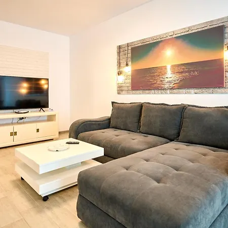 Silverbay - Pool And Spa Beach Resort