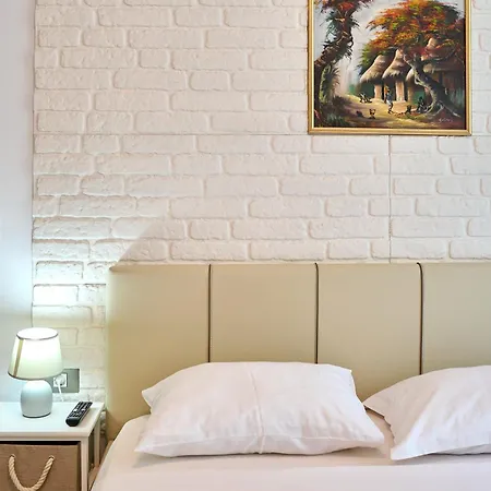 Silverbay - Pool And