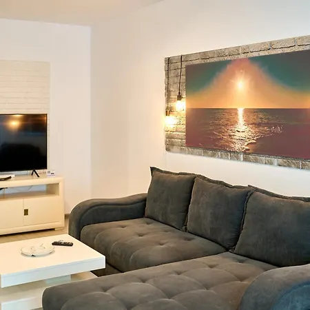 Silverbay - Pool And Spa Beach Resort