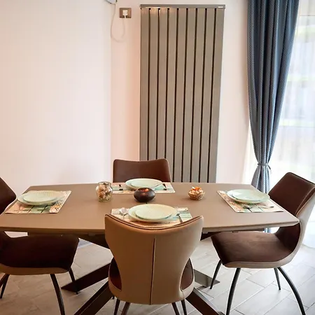 Silverbay - Pool And *