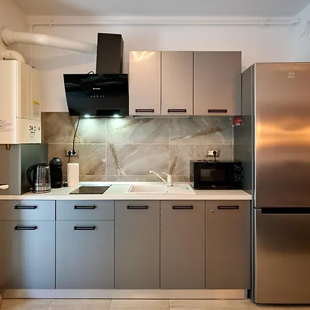 Silverbay - Pool And *