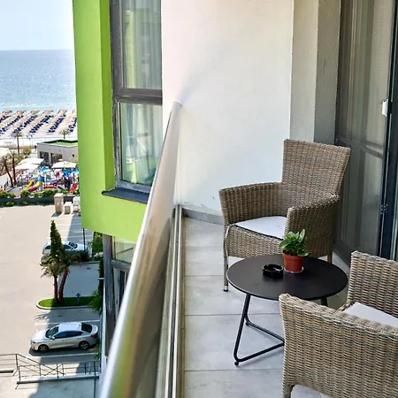 Silverbay - Pool And Spa Beach Resort Navodari