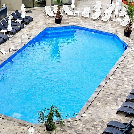 Silverbay - Pool And Spa Beach Resort Navodari