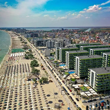 Silverbay - Pool And Spa Beach Resort